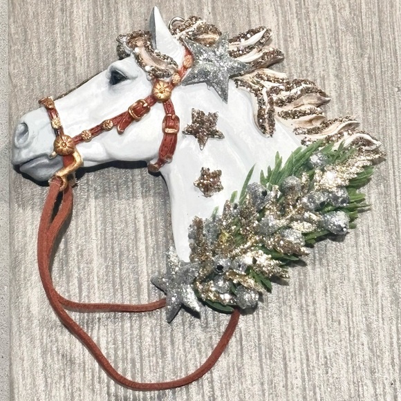 Holiday Horses: “Nova” design. Decorated horse ornament in handcrafted designs. - Picture 14 of 15
